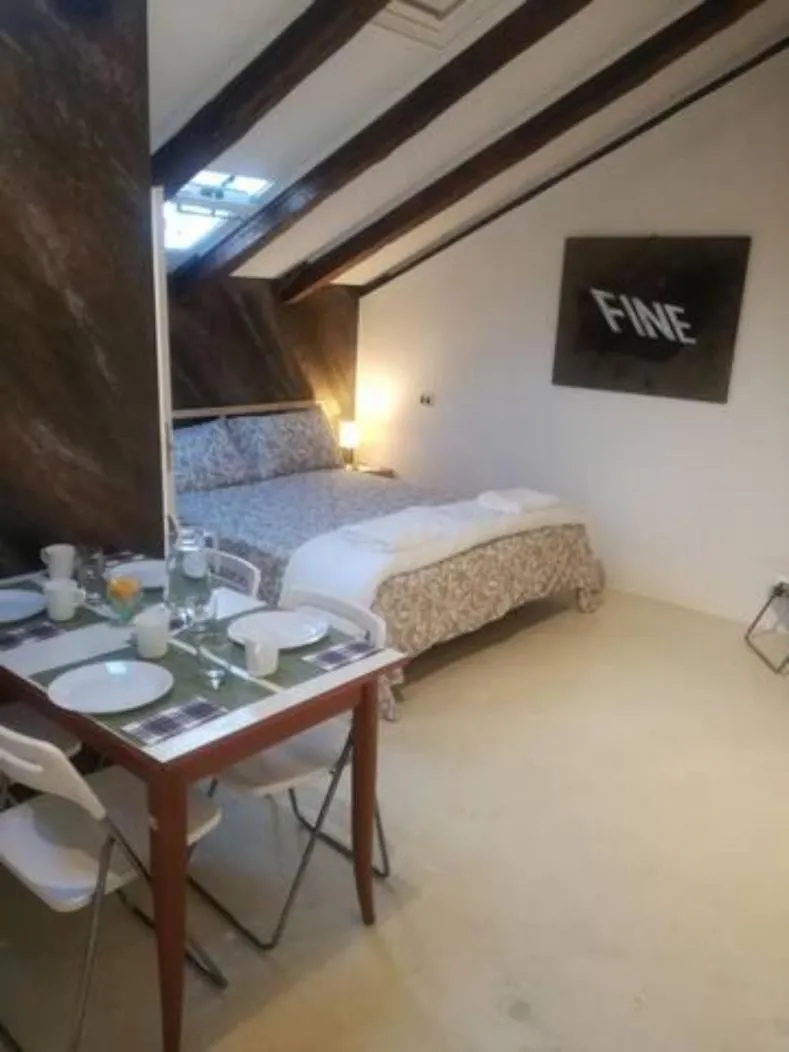 Apartment Bilocale Mansardato Zona Corso Buenos Aires Mm1-Mm2 Lippi 2 Milan