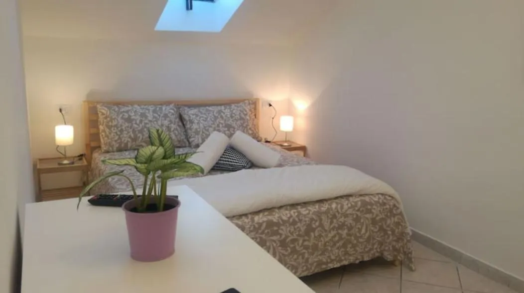 Bilocale Mansardato Zona Corso Buenos Aires Mm1-Mm2 Lippi 2 米兰